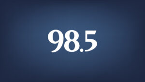 CHMP 985 FM